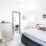 Luxstay - Self-check-in