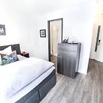 Luxstay - Self-check-in 3*