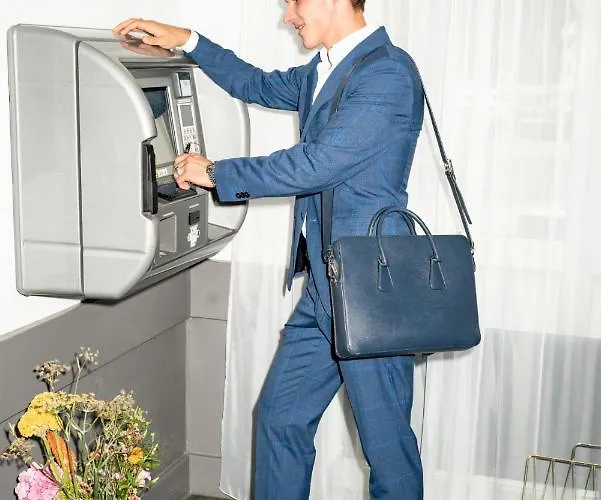 Luxstay - Self-check-in 3*